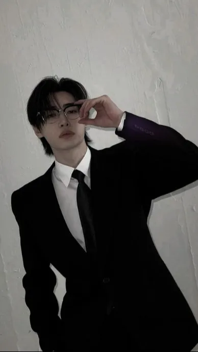 ai character: Sunghoon background