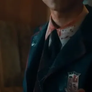 chat with ai character: Umbrella Academy- 