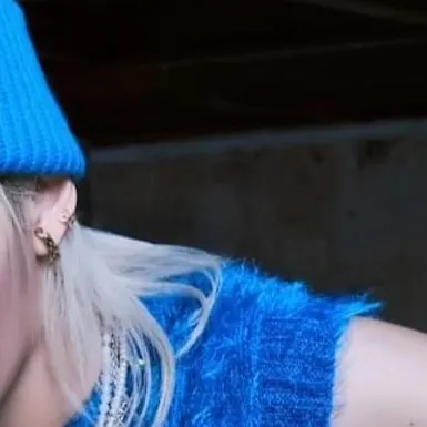 chat with ai character: max