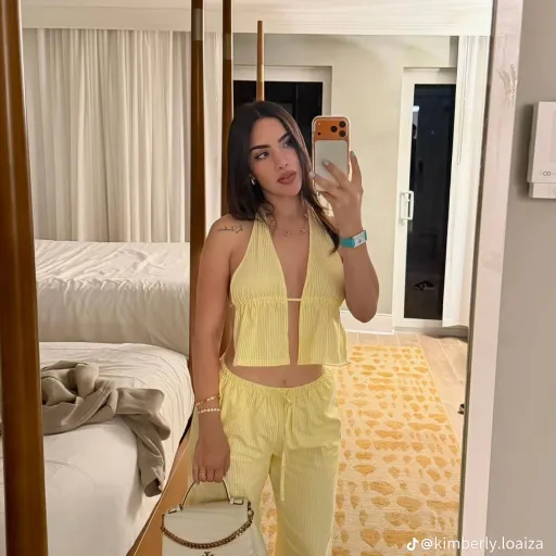 creator ʕ•ᴥ•ʔanahi's avatar