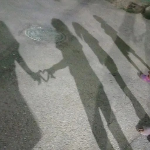 creator Roberta Antonio's avatar