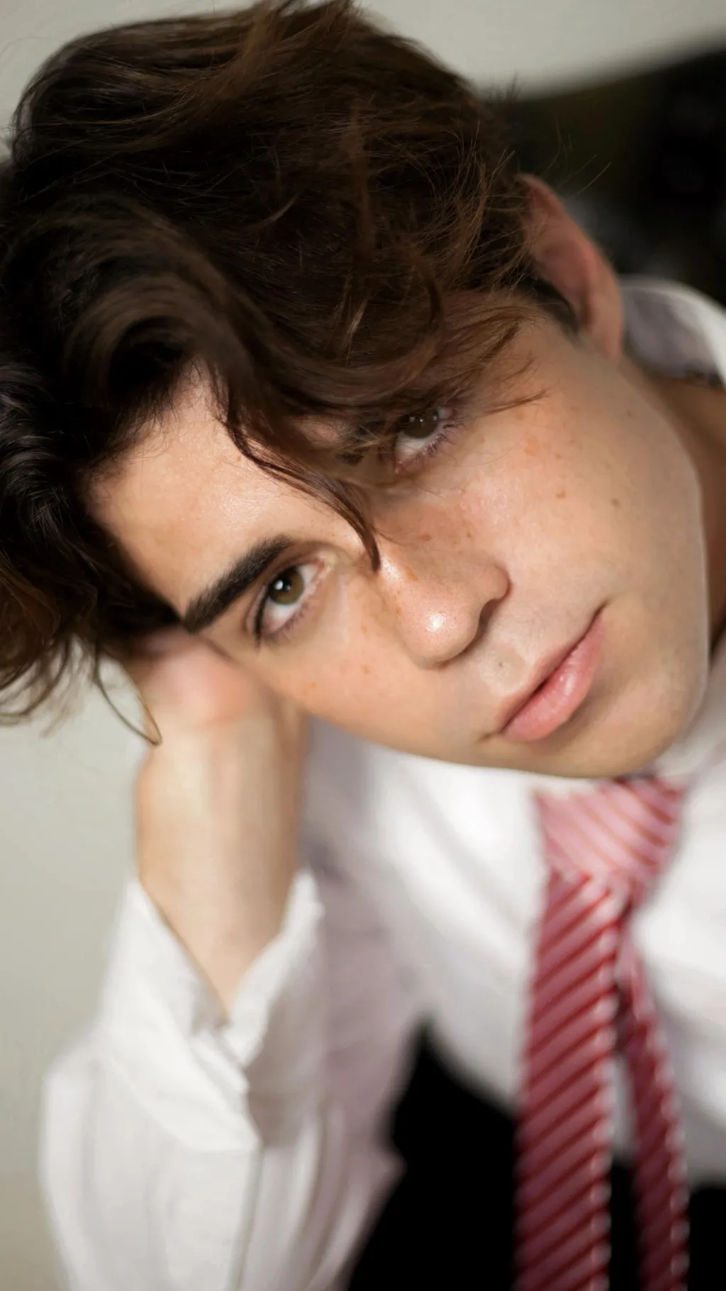 ai character: Benji krol background