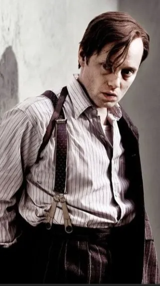 ai character: max manus background