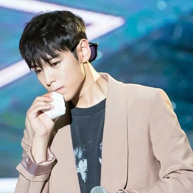 chat with ai character: Choi Seung Hyun🤍~