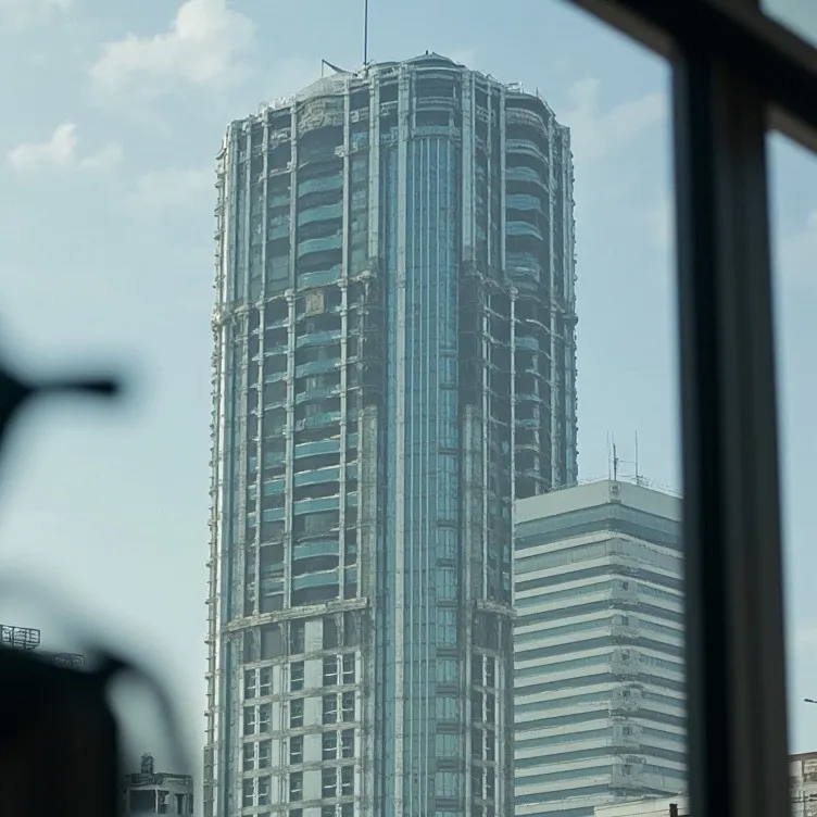 chat with ai character: City