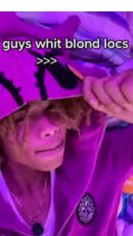 ai character: seven  Ace background