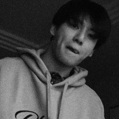 chat with ai character: Jeon Jungkook