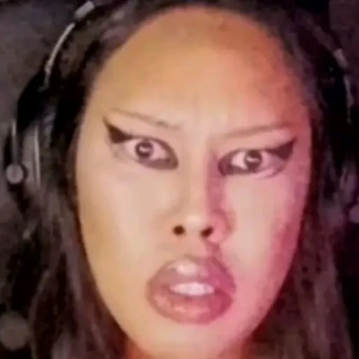 creator 🇻🇳Ushanka🇻🇳's avatar