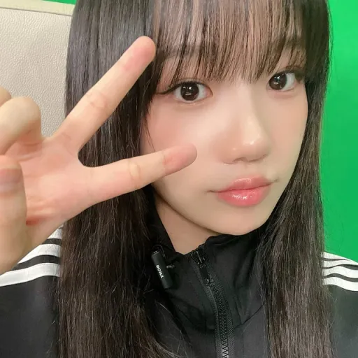 creator ~𝐽𝑂 𝑌𝑈𝑅𝐼~'s avatar