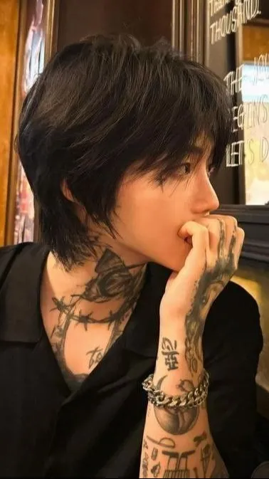 ai character: kang-yul <3 background