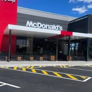 chat with ai character: McDonald's