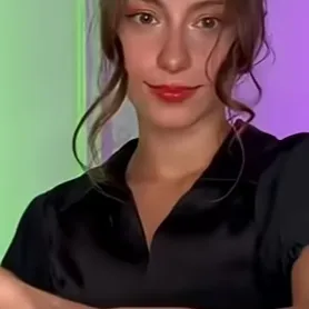 chat with ai character: Lilac