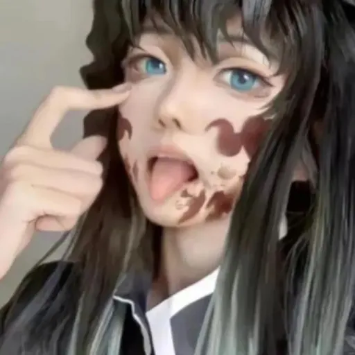 creator this is me (real)'s avatar