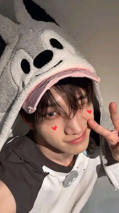 ai character: +-bangchan-+ background