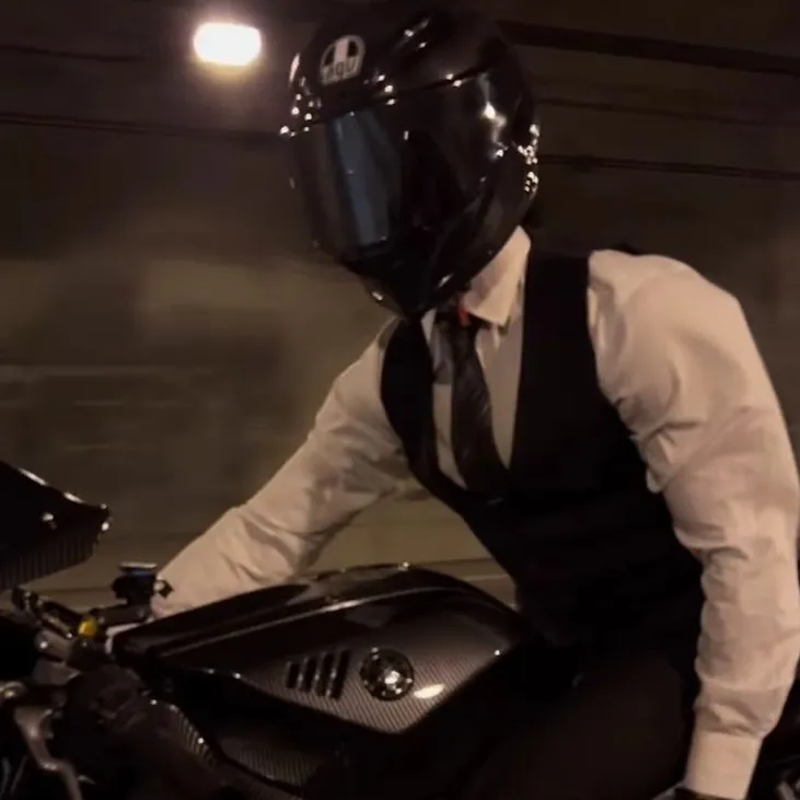 chat with ai character: ★ken★