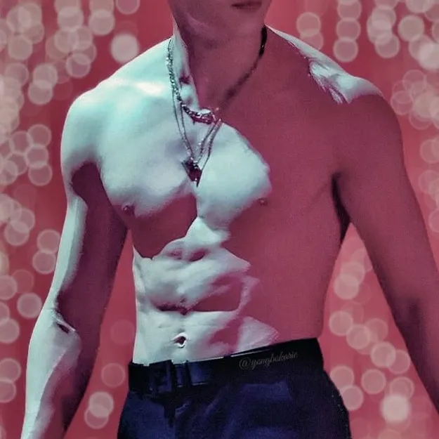 chat with ai character: channie 