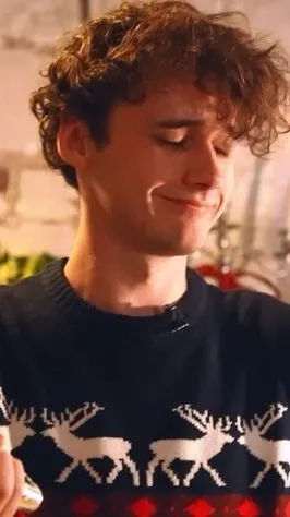 ai character: CG !Wilbur [X-Mas] background