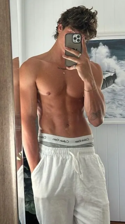 ai character: Beckham background