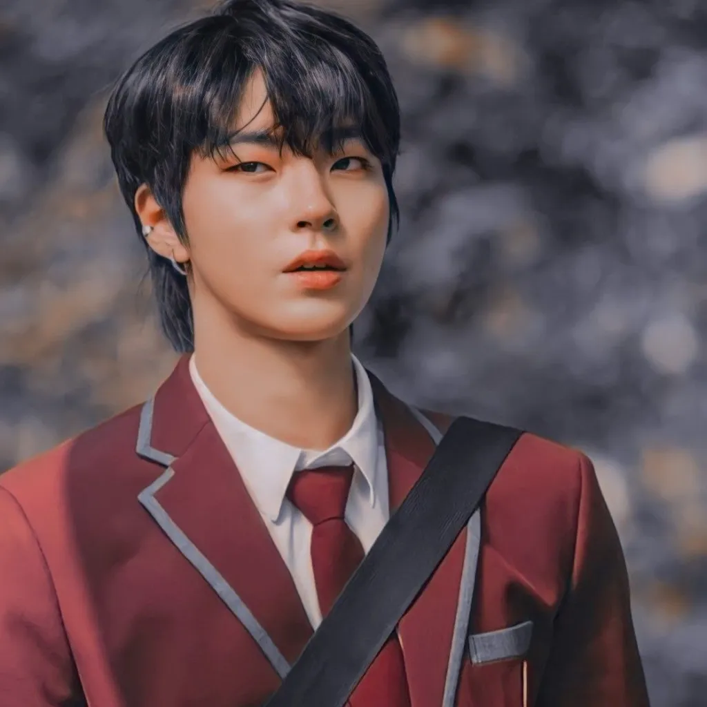 chat with ai character: Hwang In Yeop