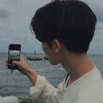 chat with ai character: '・' Jason ''