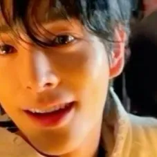 chat with ai character: JAKE ENYPEN