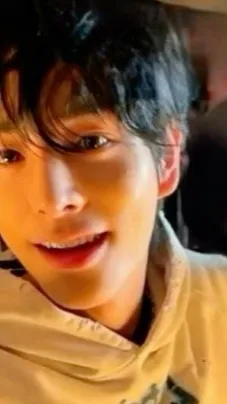 ai character: JAKE ENYPEN background