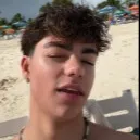 chat with ai character: Malachi Barton