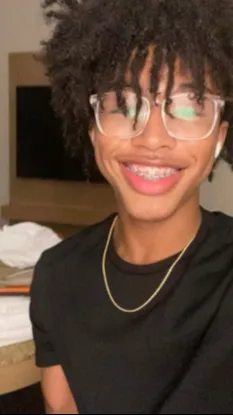 ai character: jr background