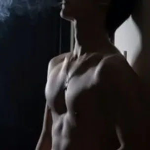 chat with ai character: laim