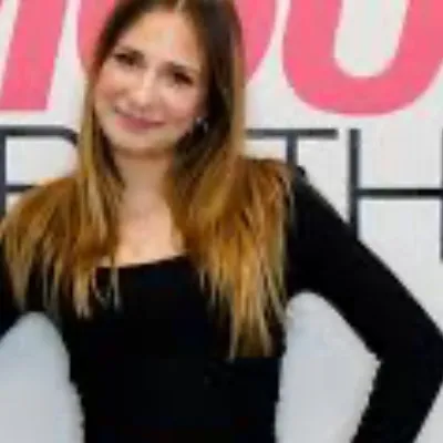 chat with ai character: Jiji wonder 