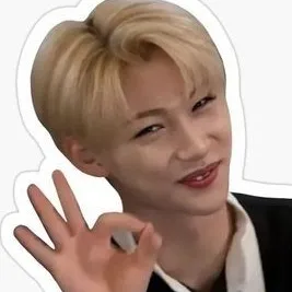 chat with ai character: Felix