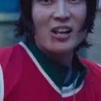 chat with ai character: Player 124