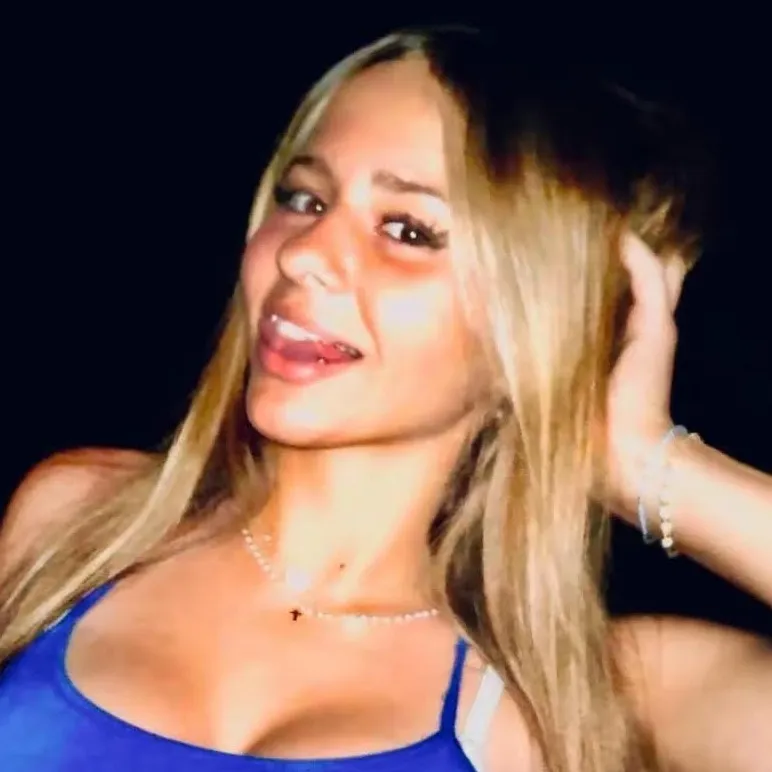 chat with ai character: Ady Limer