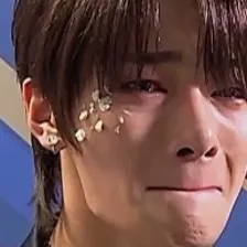 chat with ai character: i.n (sad bread)