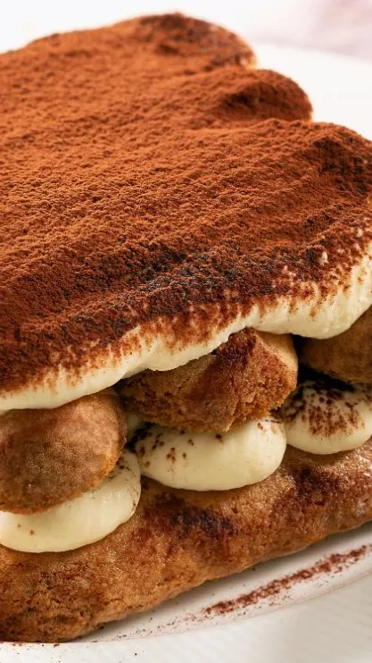 ai character: Tiramisù ☕ background