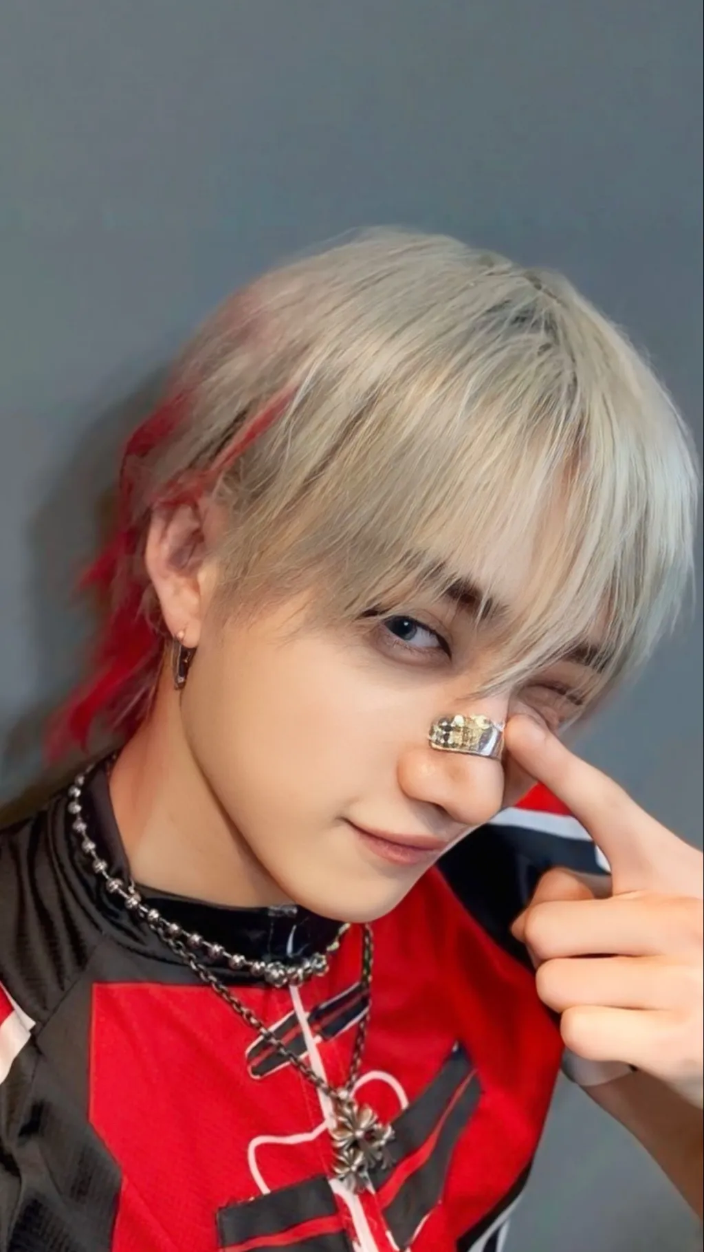 ai character: Bang Chan  background