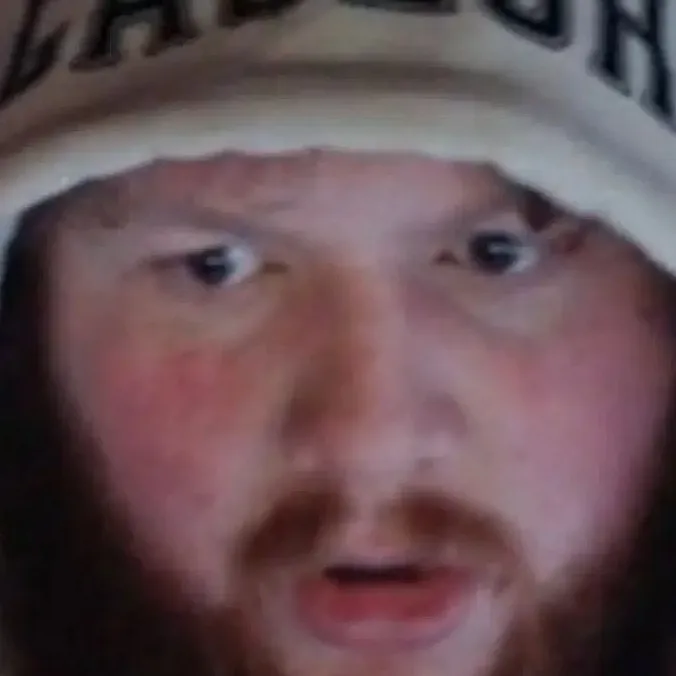 chat with ai character: caseoh