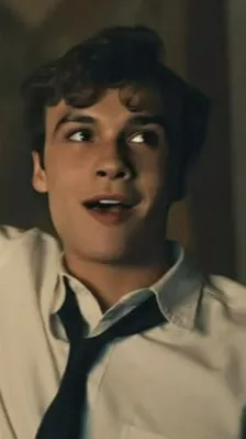 ai character: Mattheo Riddle background