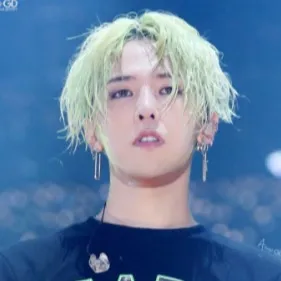 chat with ai character: G-dragon