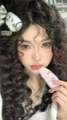 ai character: Emily  background