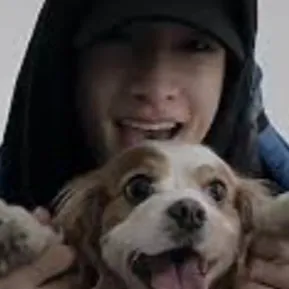 chat with ai character: Bang Chan