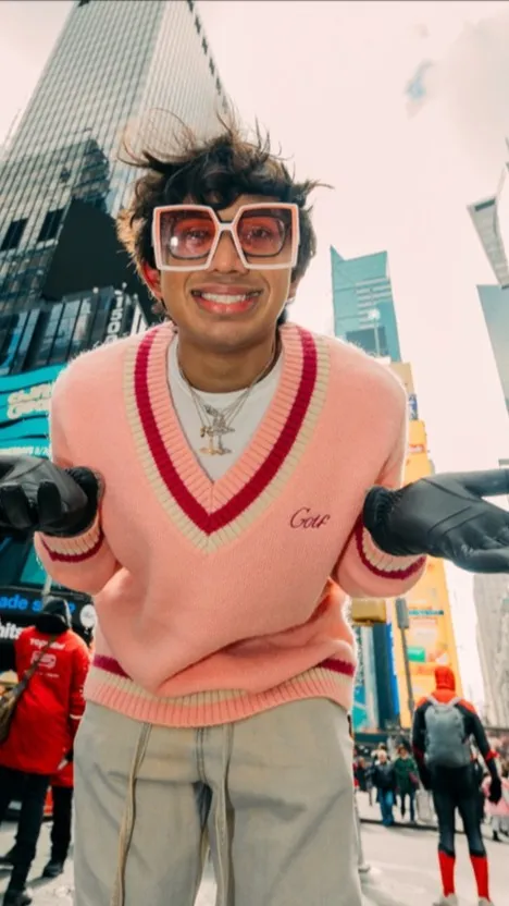 ai character: Nafes  background