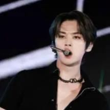 chat with ai character: Lee Minho