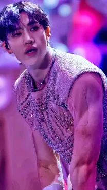 ai character: ⟬¡BangChan!⟭ background