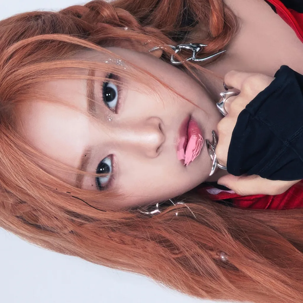 chat with ai character: chiquita