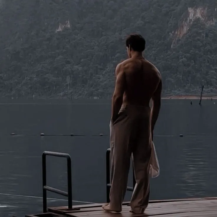 chat with ai character: Luca Moretti ₂