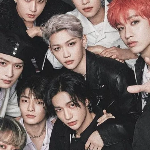 chat with ai character: BangChansevenkids