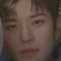 chat with ai character: ☆Kim Seungmin☆