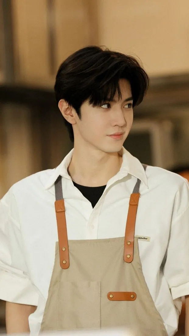 ai character: hyunjin background