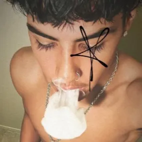 chat with ai character: chino